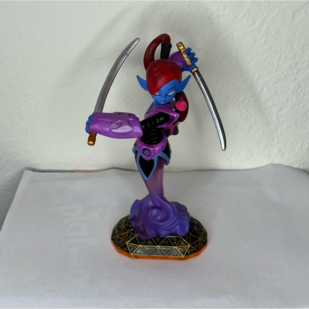 Ninjini Skylander for Skylanders Giants game.